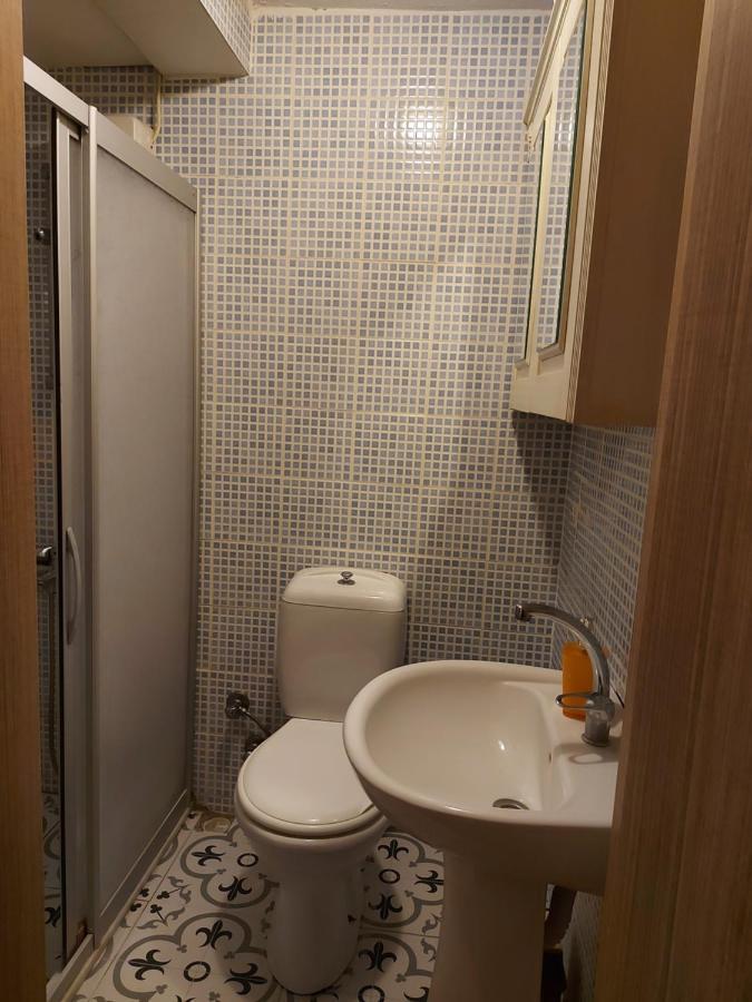 Celil Pansiyon Ayvalı Exterior foto