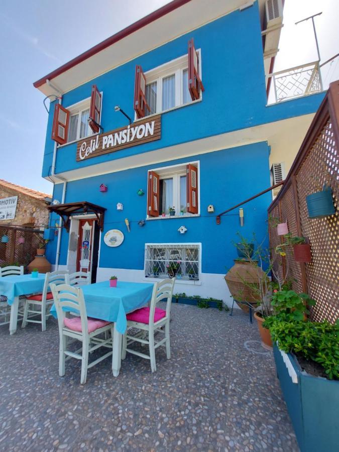 Celil Pansiyon Ayvalı Exterior foto